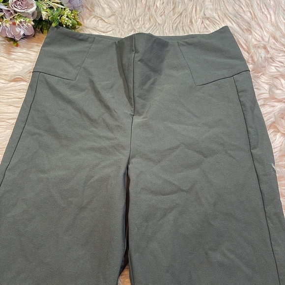 Athleta Wander Slim Straight Crop Pants sz 4 - Picture 3 of 11